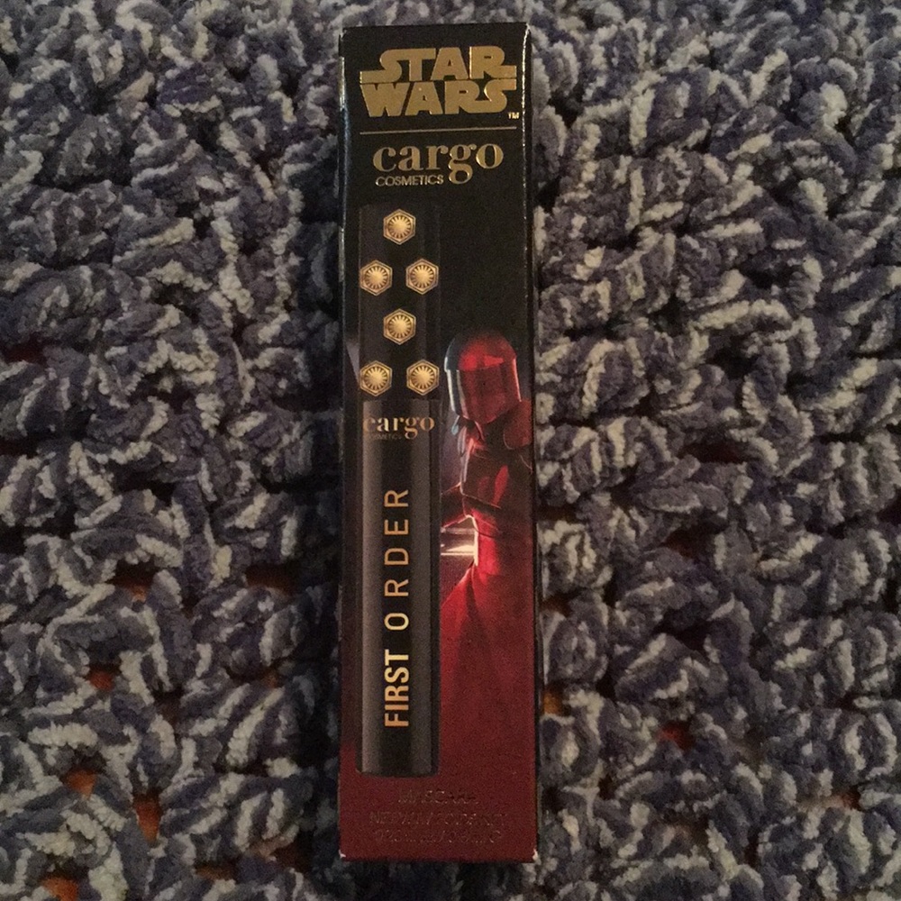 Cargo Star Wars First Order Volumizing mascara